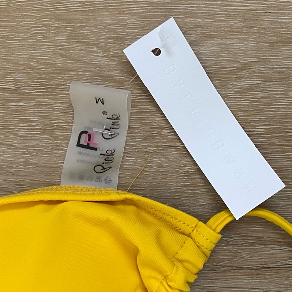 Yellow string Bikini - Picture 6 of 8